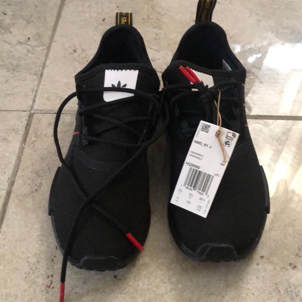 Adidas NMD R1 J